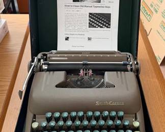 1950s SmithCorona Typewriter