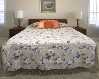 Vintage Waverly Bedspread  Accessories