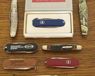 Small Pocket Knife Collection  Some Vintage