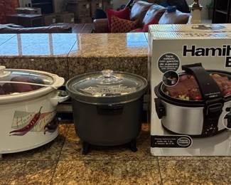 3 Crockpots