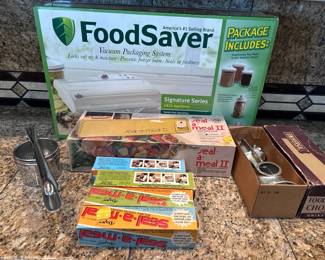 New Food Saver Vacuum Storage  Vint Seal O Meal