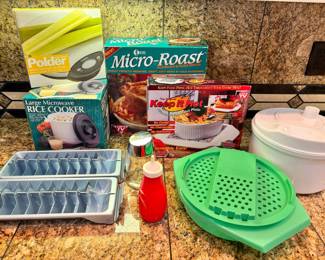 NIB  Kitchen Cooking Gadgets