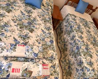Vintage Blue Waverly Twin BedspreadsCurtains
