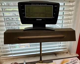 Weather & Vintage Desk Lamp