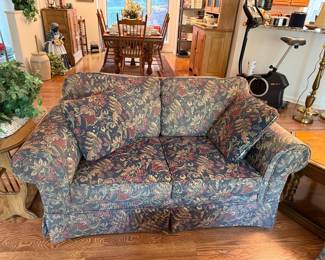 Matching Broyhill Love Seat