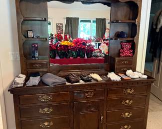 Thomas P. Beals Dresser with Mirror