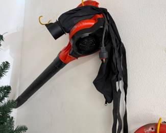 Black and Decker Blower