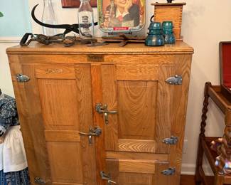 Ice Box - Northland Gorney Refrigerator Co.