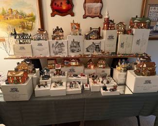 Extensive Heritage Village Collection and Accessories 
