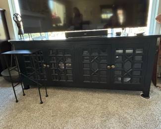 Black Geometric Lattice Media Console with Glass Doors