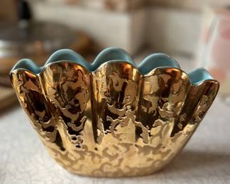 Weeping Gold 24kt Cameron Clay Bowl