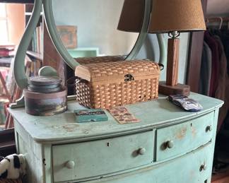 Sweet Little Vintage Dresser