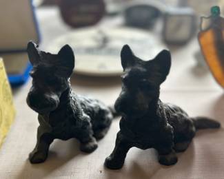 Cast Iron Scottie Dogs Door Stoppers/Book Ends