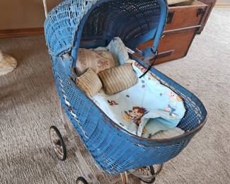 Antique doll carriage