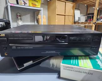JVC 5 disk player