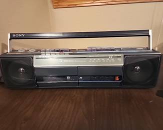 Sony FM/AM stereo cassette- Corder CFS-W301