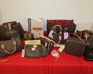 9 replica purses.