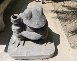 Very heavy frog umbrella stand.