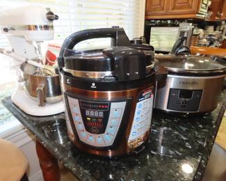 Brand new Smart Pot Digital Pressure Cooker.