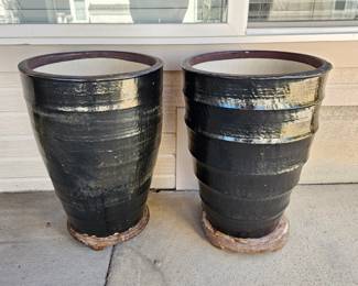 Pair Large Black Ceramic Planters w Decorative Stone Bases