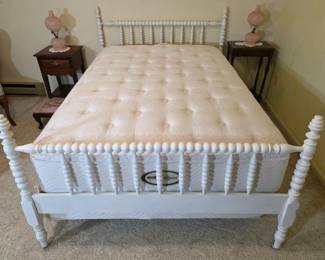 Headboard and footboard for full bed, includes mattress set