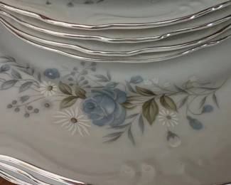 Barbizon pattern Yamaka vintage china, service for 8 plus serving pieces