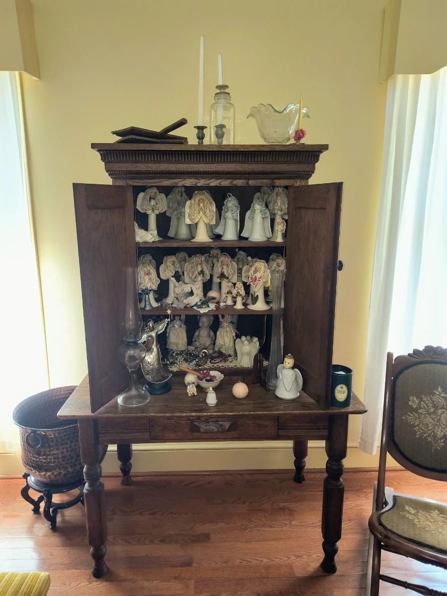 Pineywoods Pottery-Angels/ Snowmen