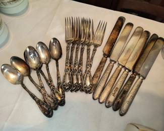 Nickel silver flatware set