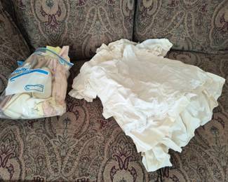 Early baby clothes 