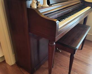 Small size piano