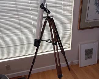 Monolux No. 4352 Astronomical Telescope with Wooden Tripod