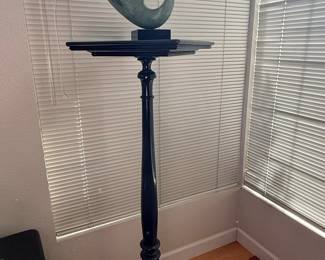 Mid-Century Modern Abstract Sculpture Ashtray on Pedestal