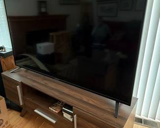 Sceptre 55" 4K UHD Smart TV with Media Console