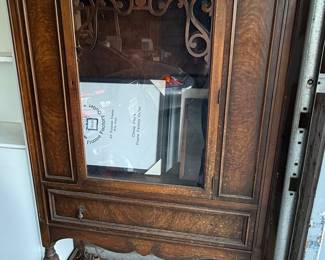 Antique Oak Display Cabinet with Glass Door