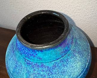 Mid-Century Modern Studio Pottery Vase by Guido Gambone