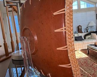 Hand-Carved Wooden Decorative Plate with Woven Rattan Border - Giraffe Motif