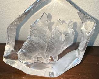 Mats Jonasson Sweden "Wolf Couple" Crystal Sculpture