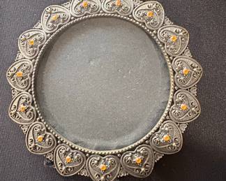 Vintage Heart-Shaped Filigree Photo Frame