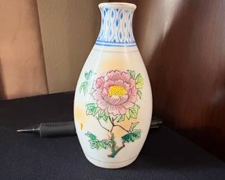 Occupied Japan Ceramic Vase with Floral Motif