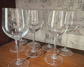 Set of 6 Clear Glass Wine Glasses