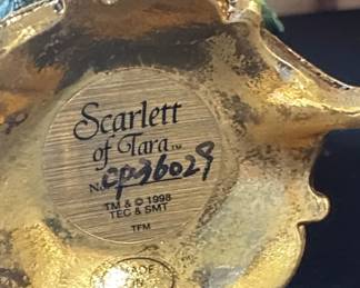 Scarlett of Tara "Gone With the Wind" Egg Figurine