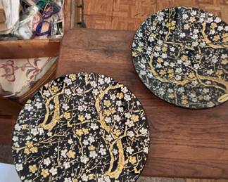 Pair of Japanese Maki-e Lacquerware Plates with Cherry Blossom Design