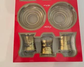 Set of 6 Turkish Tea Glasses with Istanbul Motifs and Saucers