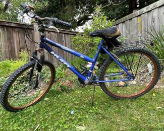 Huffy "Blue Mountain" Mountain Bike
