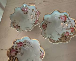 Antique Nippon Hand-Painted Porcelain Footed Bowl with Floral Motif and Matching Dishes