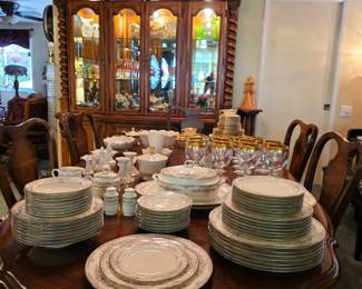 Noritake fine china set