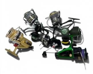 104 VintageFishingReelsTedWilliams925Cardinal754Spinator