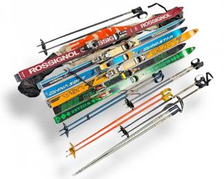 50 VintageDownhillCrossCountrySkiCollectionwPoles