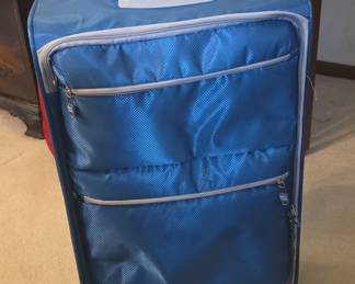 Blue Textured Hardside Spinner Luggage