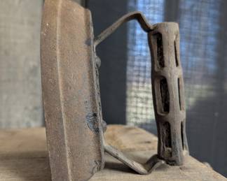 Antique Cast Iron Sad Iron